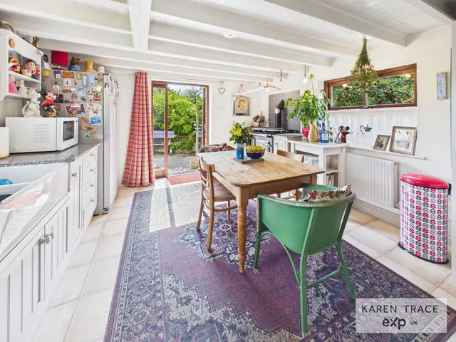 Photo 2 — Jenny's Cottage, Higher Menadue, St Austell PL26