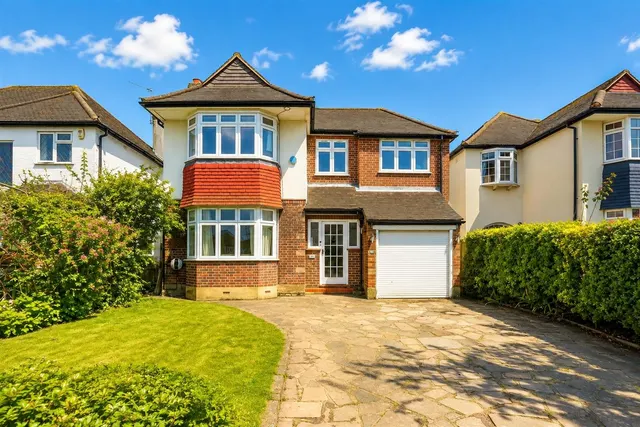 Northey Avenue, South Cheam, SM2 7HR, photo 1