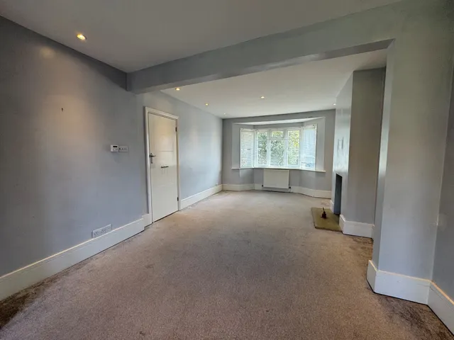 Queens Crescent, Eastbourne, BN23, photo 3