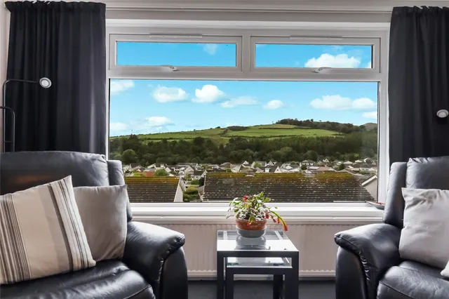 Photo 3 — Windsor Gardens, Largs, North Ayrshire, KA30