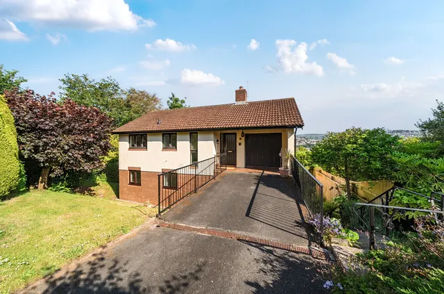 Oak Tree Grove, Shaldon, TQ14