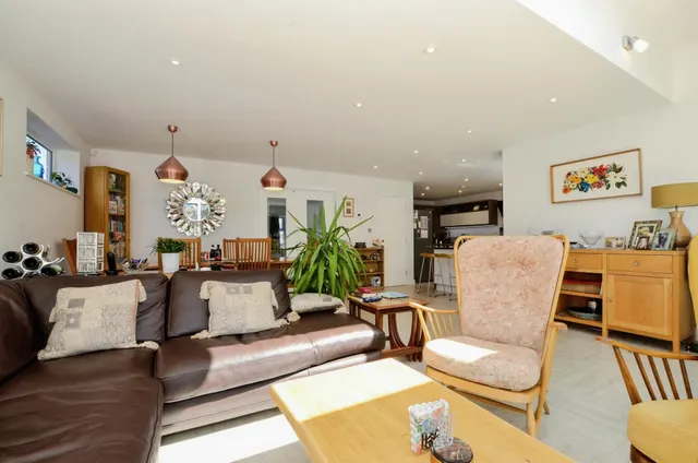 Hartfield Avenue, Elstree, WD6, photo 2
