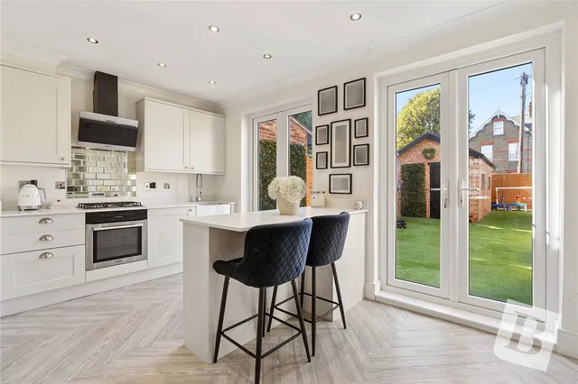Craigdale Road, Hornchurch, RM11, photo 3