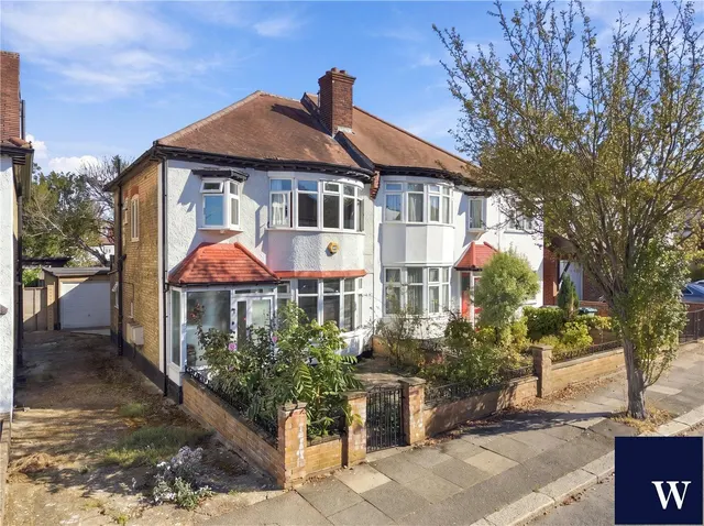 West Avenue, West Finchley, N3, photo 1