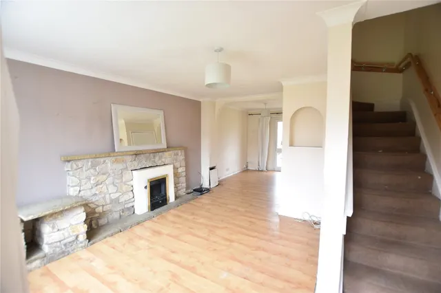Photo 2 — Pinewood Park, Farnborough, Hampshire, GU14 9JT