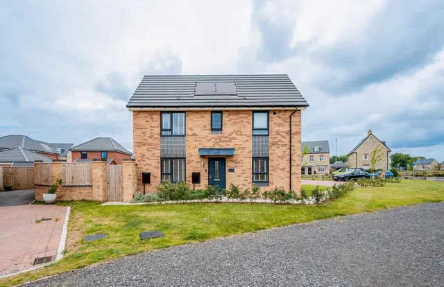 Steer Street, Leyland, PR26, photo 1