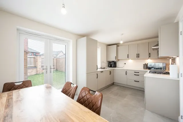 Steer Street, Leyland, PR26, photo 3