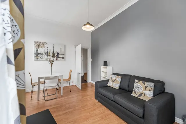 Dowanhill Street, Glasgow, G11, photo 3