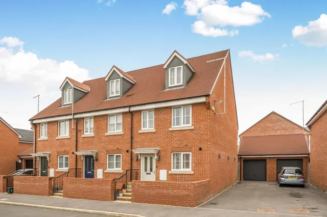 Whinham Green, Aylesbury, HP18, photo 1