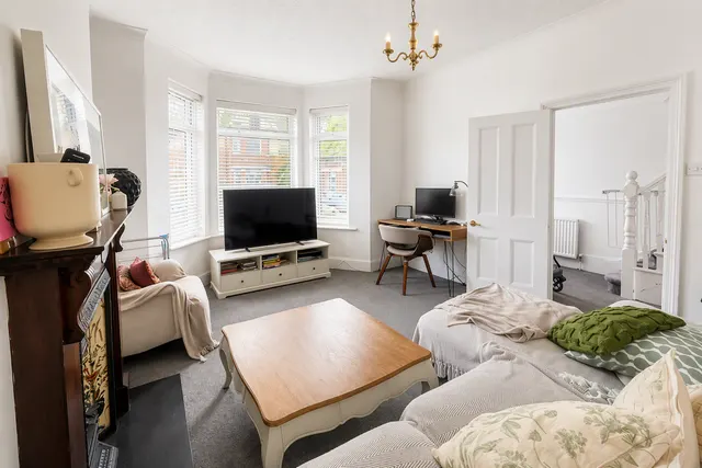 Photo 2 — Alexandra Road, South Woodford, E18
