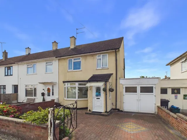 Elmleaze, Longlevens, photo 1