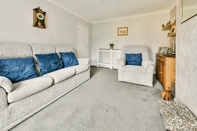 Photo 3 — Barnwell, Stevenage, Hertfordshire, SG2