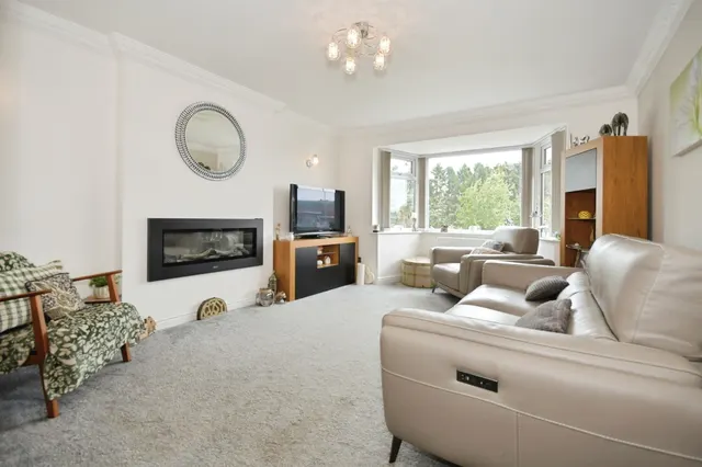 Photo 3 — Linden Crescent, Stocksbridge, Sheffield
