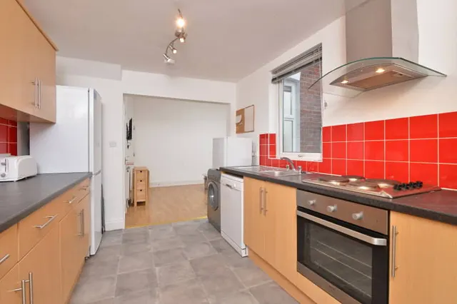 Pinhoe Road, Exeter, EX4, photo 2