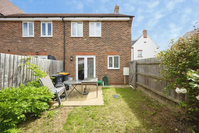 Oliver Close, Kempston, MK42, photo 3