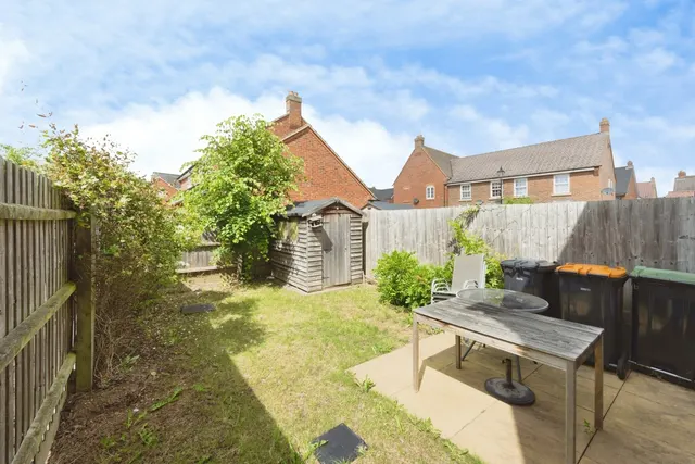 Oliver Close, Kempston, MK42, photo 2