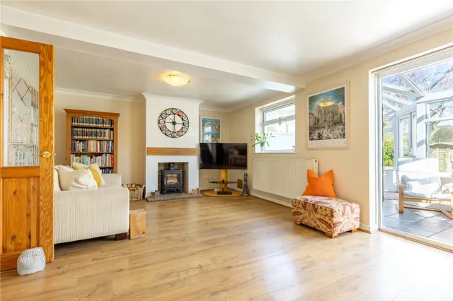 Rose Way, Cirencester, GL7, photo 3