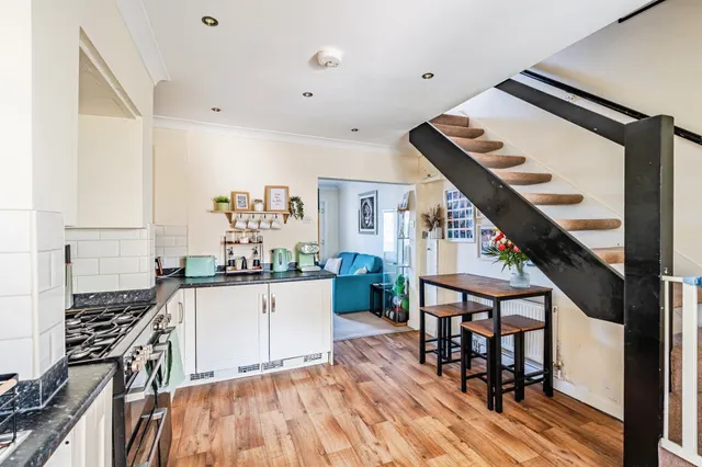 Seaside, Eastbourne, BN22, photo 1