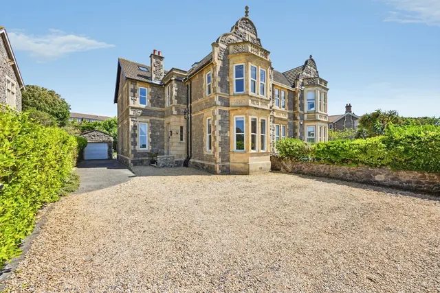 Beach Road, Weston-super-Mare, BS23, photo 1