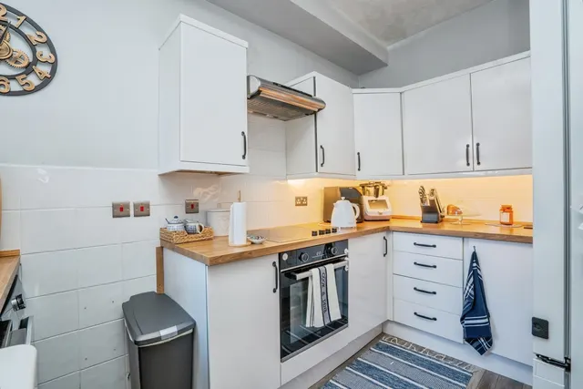Seafield Road, Portsmouth, PO3, photo 2