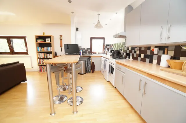 Old Ashby Road, Loughborough, LE11, photo 2