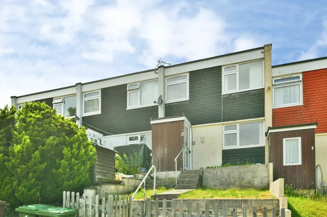 Bunyan Close, Plymouth, photo 1