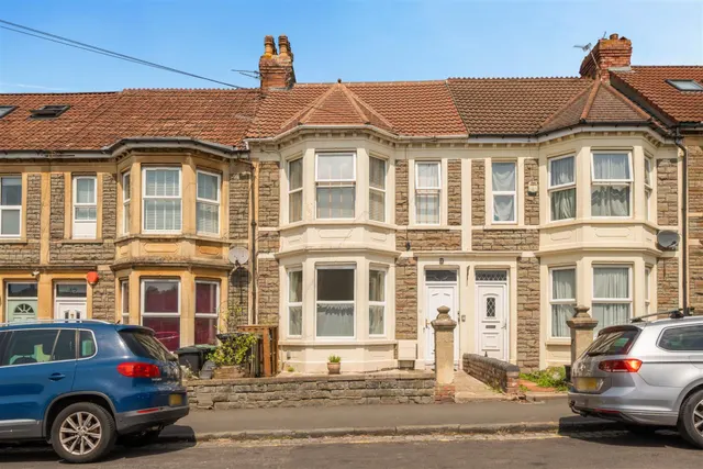 Hengrove Road, Knowle, BS4, photo 1