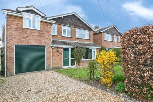The Ridge, Woodfalls, Salisbury, photo 1