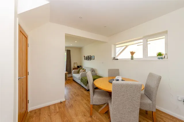 Birkdale Avenue, Colwyn Bay, LL29, photo 3