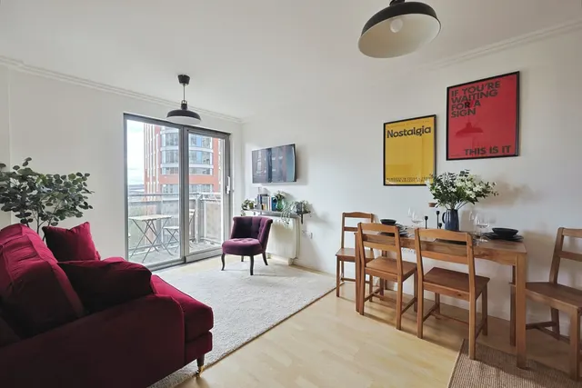 Victoria Road, Acton, W3, photo 1