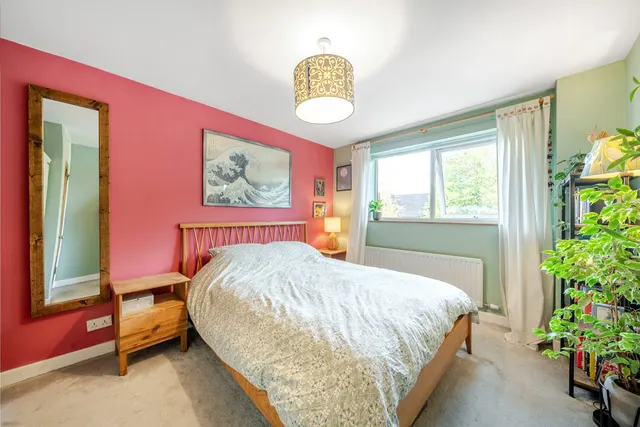 Photo 2 — Woodfield Avenue, Streatham, London, SW16