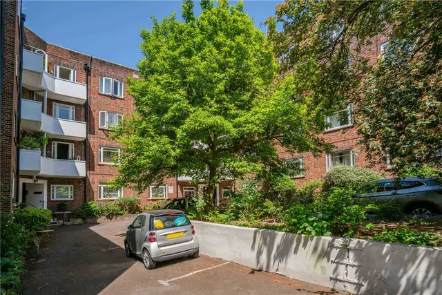 Kingston Hill, Kingston upon Thames, KT2, photo 1