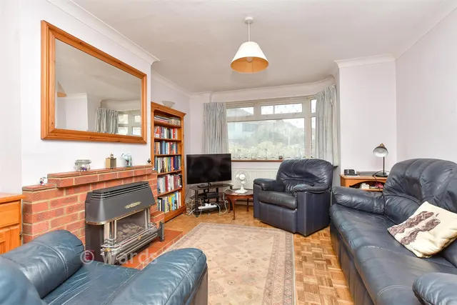 Leyton Avenue, Darland, ME7, photo 3