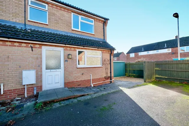 Brampton, Huntingdon, PE28, photo 1