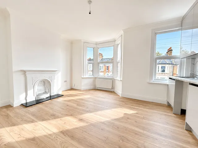 Farley Road, SE6, photo 3