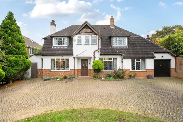 Photo 2 — Gilhams Avenue, Banstead, SM7 1QR