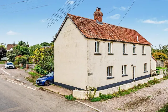Village Road, Woodbury Salterton, Exeter, Devon, EX5