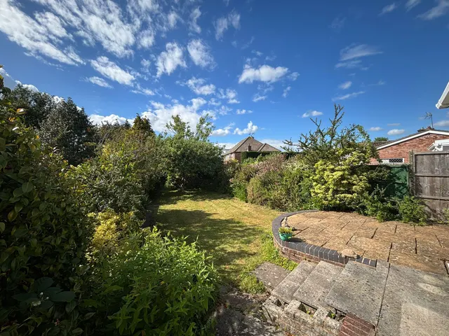 Blythe Avenue, Balsall Common, CV7, photo 2