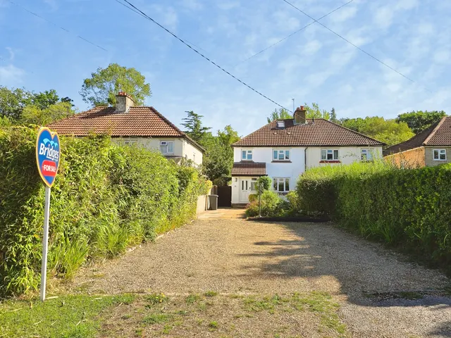 Homeleigh Crescent, Ash Vale, GU12, photo 1