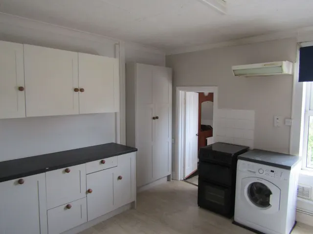 Photo 3 — Priory Road, Old Felixstowe, Felixstowe, Suffolk, IP11 7NE