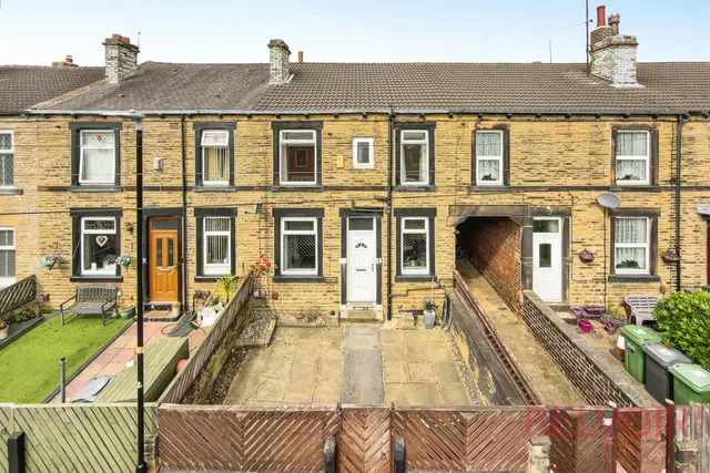 King Street, Morley, LS27, photo 1