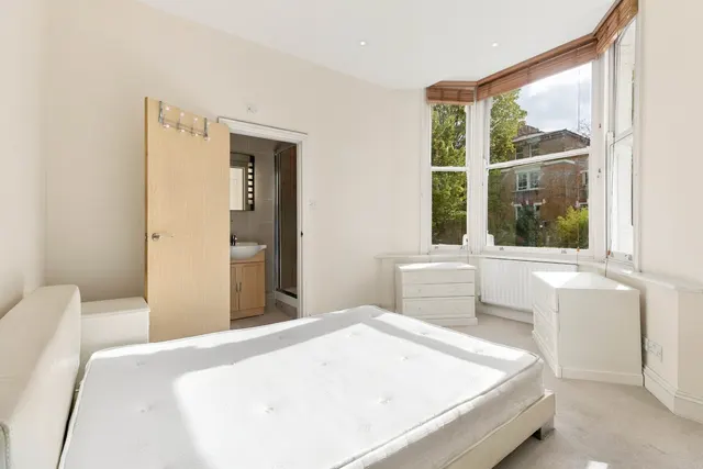 Hillmarton Road, Holloway, N7, photo 2