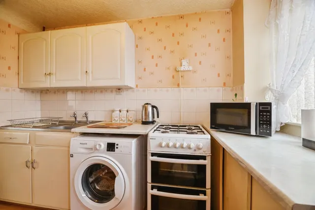 Dunholm Avenue, Middlesbrough, TS3, photo 2