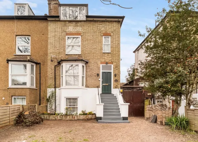 Kingston Road, Wimbledon, SW19, photo 1