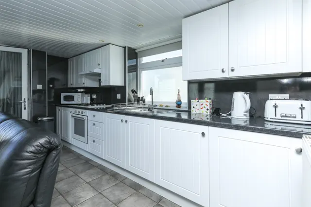 Faversham Road, Seasalter, CT5, photo 3