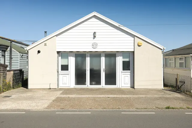 Faversham Road, Seasalter, CT5, photo 1