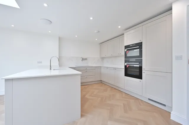 Ox Lane, Harpenden, AL5, photo 3