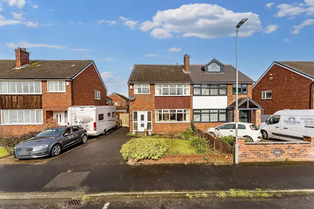 Lambourn Avenue, Widnes, WA8, photo 1