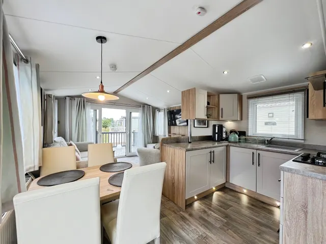 Tiddington Road, Tiddington, CV37, photo 3