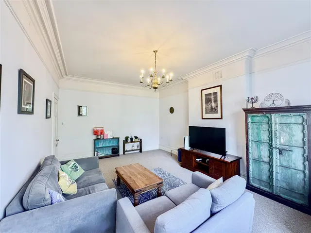 Photo 2 — Cantelupe Road, Bexhill-On-Sea, TN40 1JG